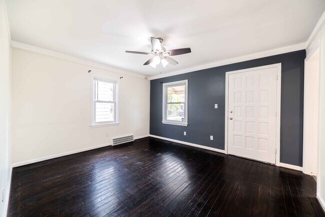 Foto del edificio - 3 bedroom - 1 bath - Melvindale - $1295