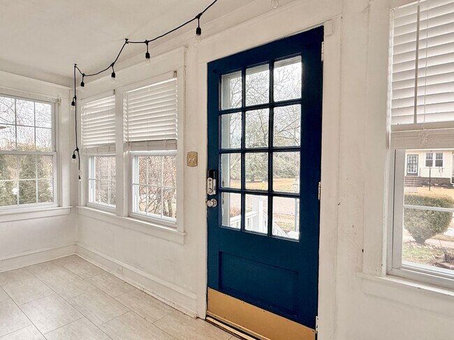 Foto del edificio - 7041 Harvey Ave