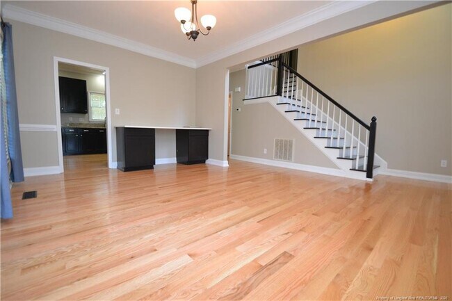 Building Photo - 6524 Englehardt Dr