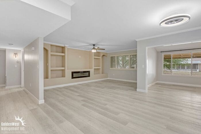 Primary Photo - Beautiful 3Bdm 2Ba Home in Suncity!