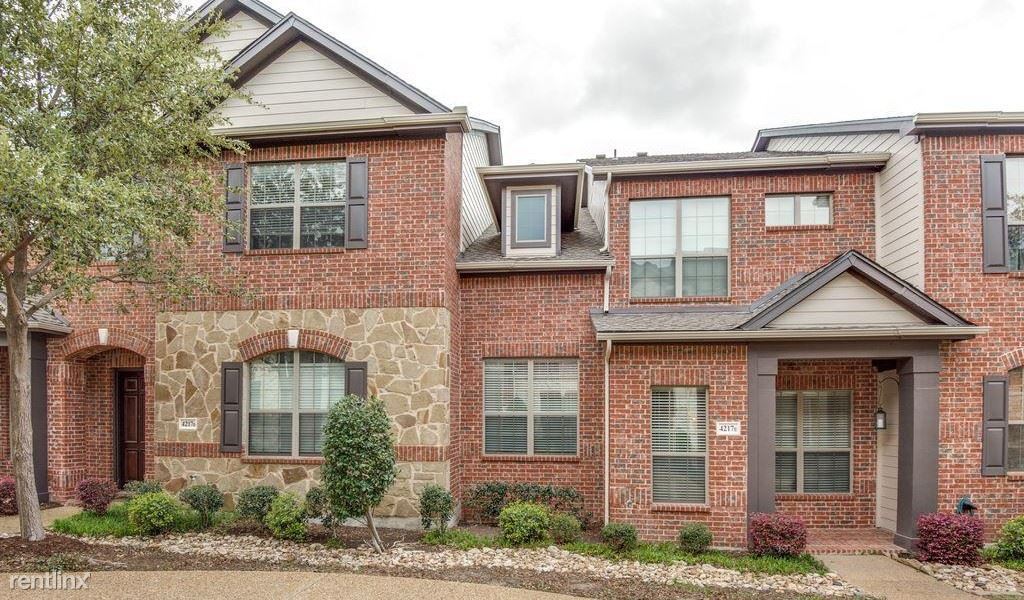 Foto principal - 4217 Swan Forest Dr