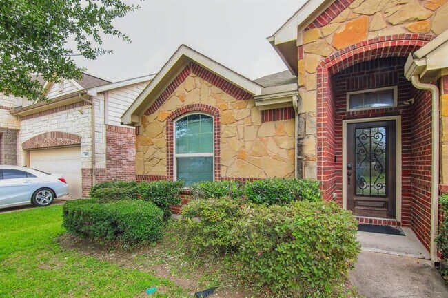 Foto del edificio - 4419 Juniper Bay Ln