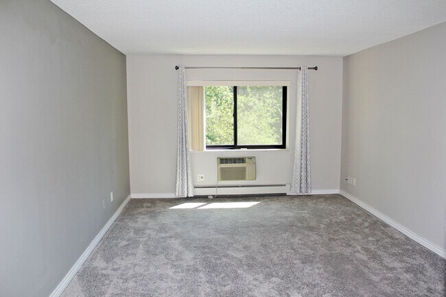 Foto del edificio - 14050 E Linvale Pl
