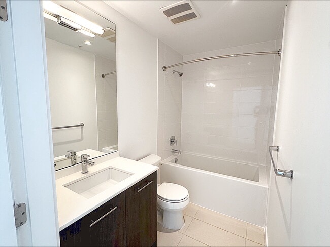 Photo du bâtiment - Centre West - 2408