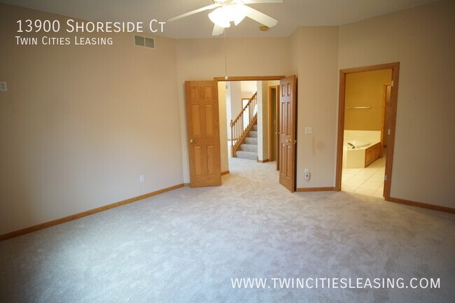 Building Photo - 13900 Shoreside Ct, Savage, MN 55378