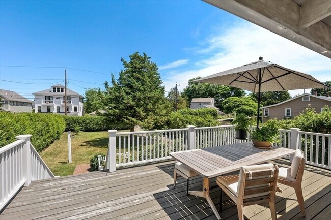 Foto del edificio - 20 Kimball Beach Rd