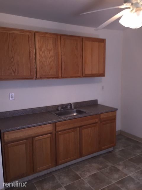 Foto del edificio - 1 br, 1 bath  - 15 Willis St Fl 1