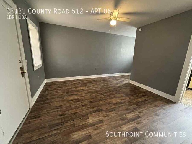 Foto del edificio - 33121 Co Rd 512