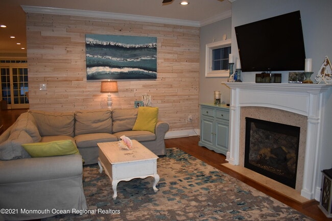 Building Photo - 34 Fisk St