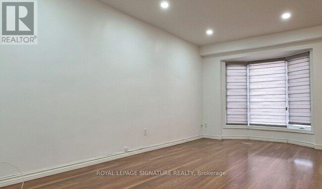 Building Photo - 1039 Cedarglen Gate