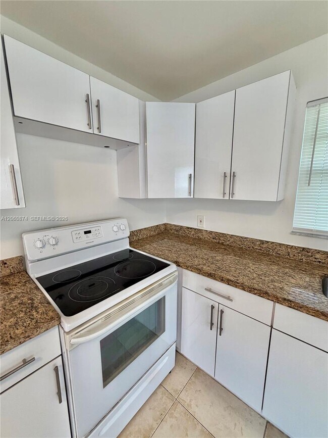 Foto del edificio - 4073 SW 52nd St