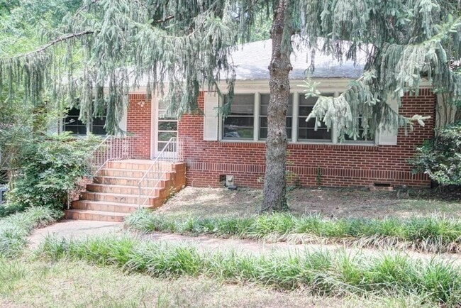 Building Photo - 2396 Lavista Rd NE