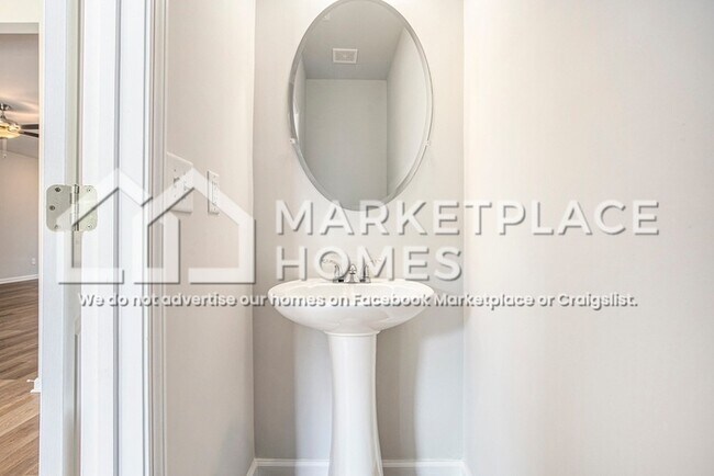 Foto del edificio - 1923 Schoolhouse Ln