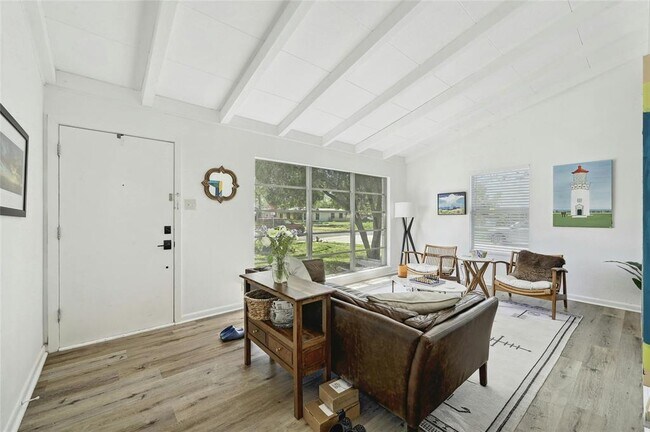 Foto del edificio - 1906 Morrow St