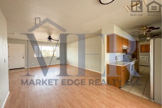 Building Photo - 10388 W Fernando Dr