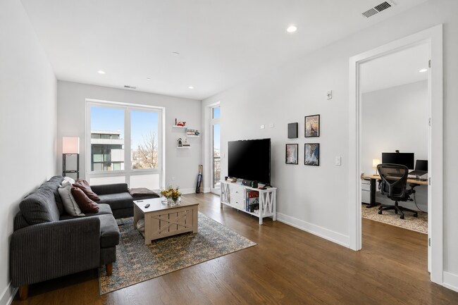 Foto del edificio - 2217 W Madison St