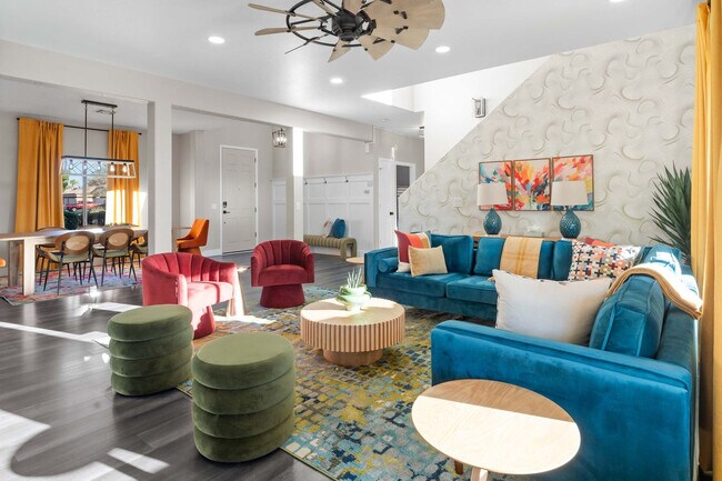 Foto del edificio - 4900 S Springs Dr