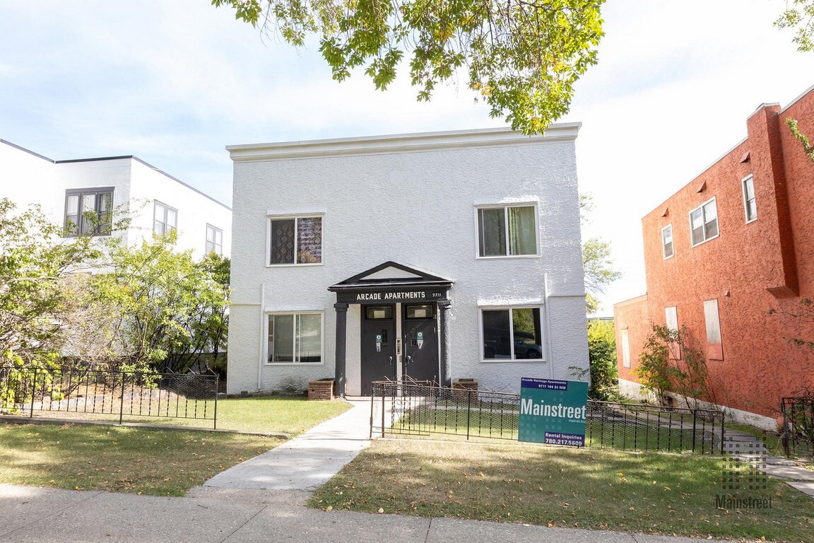 Primary Photo - Arcade Heritage Apartments