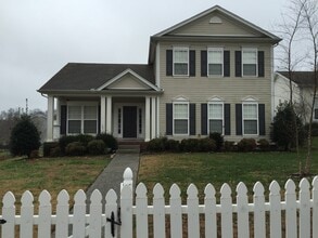 Building Photo - 1747 Liberty Pike