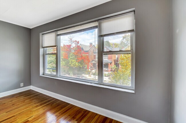 Building Photo - 646 Park Avenue