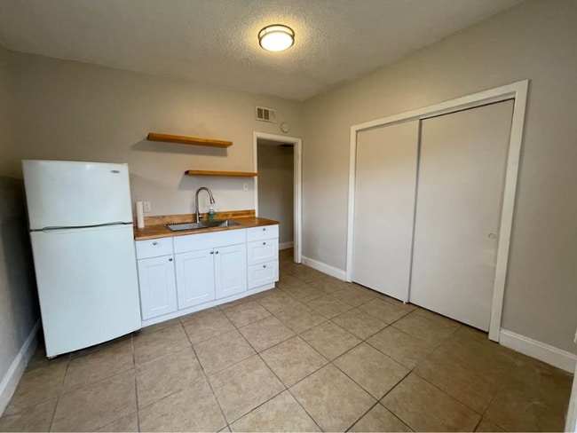 Foto del edificio - 11630 Cameron St
