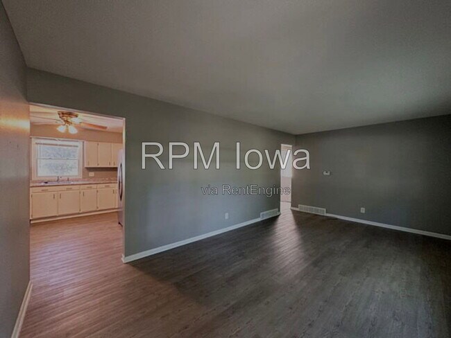 Foto del edificio - 1318 SW Lynn Dr