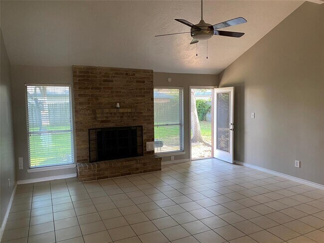 Foto del edificio - 310 5th St