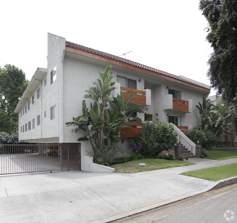 Primary Photo - 4170 Tujunga Ave