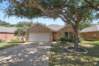 Building Photo - 108 Windmill Cir