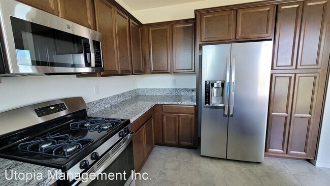Building Photo - 4 br, 2.5 bath House - 69 Aurum Park Ct