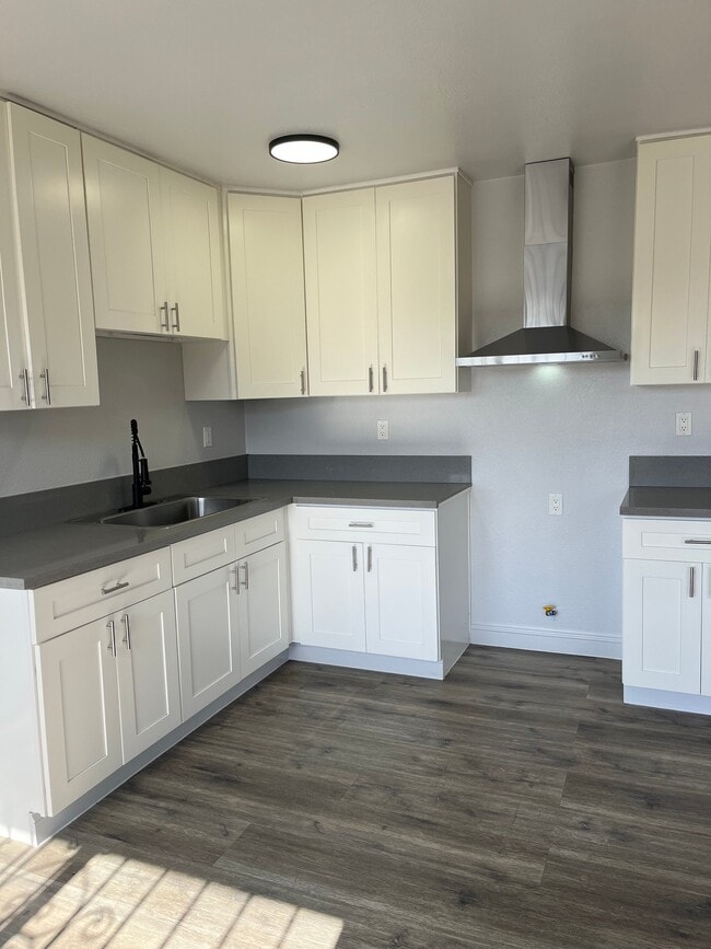 Photo - 1334 W 93rd St Apartment