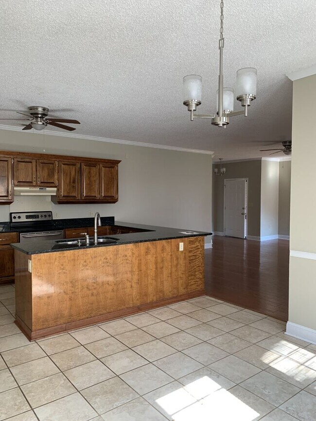 Foto del edificio - 97 N Bailey Springs Dr