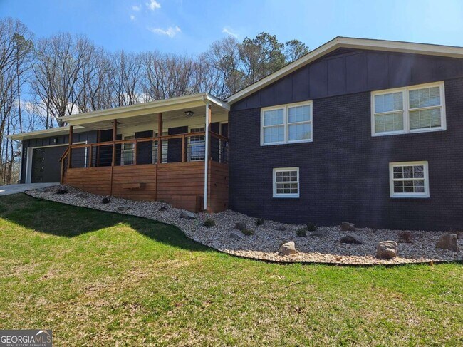 Building Photo - 5605 Old Dallas Rd
