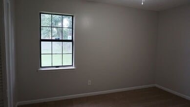 Building Photo - 4016 Sandy Run Dr