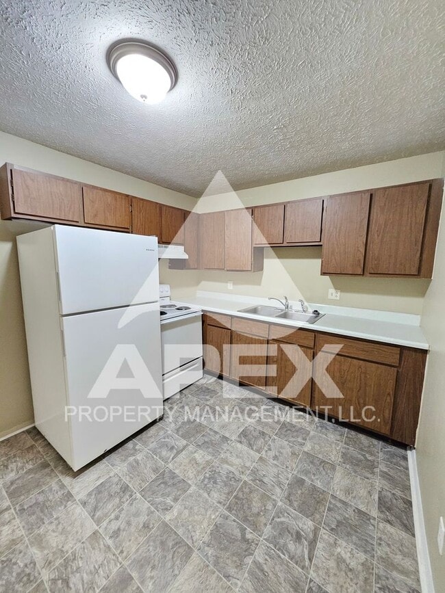 Building Photo - Spacious 1 Bd - 1Ba Apartment in North Kno...