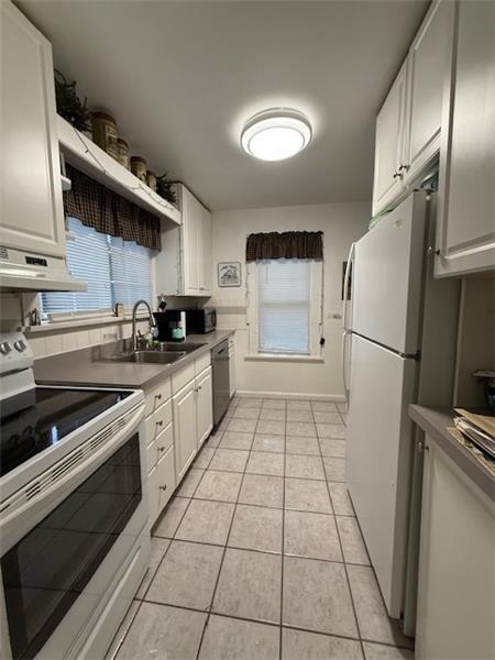 Foto del edificio - 180 Warren Ln
