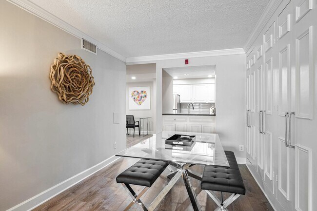 Photo - 1080 Wisconsin Ave NW House