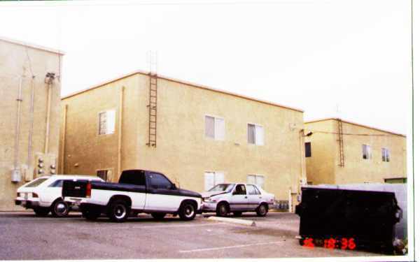 Building Photo - 2313 N Jones Blvd