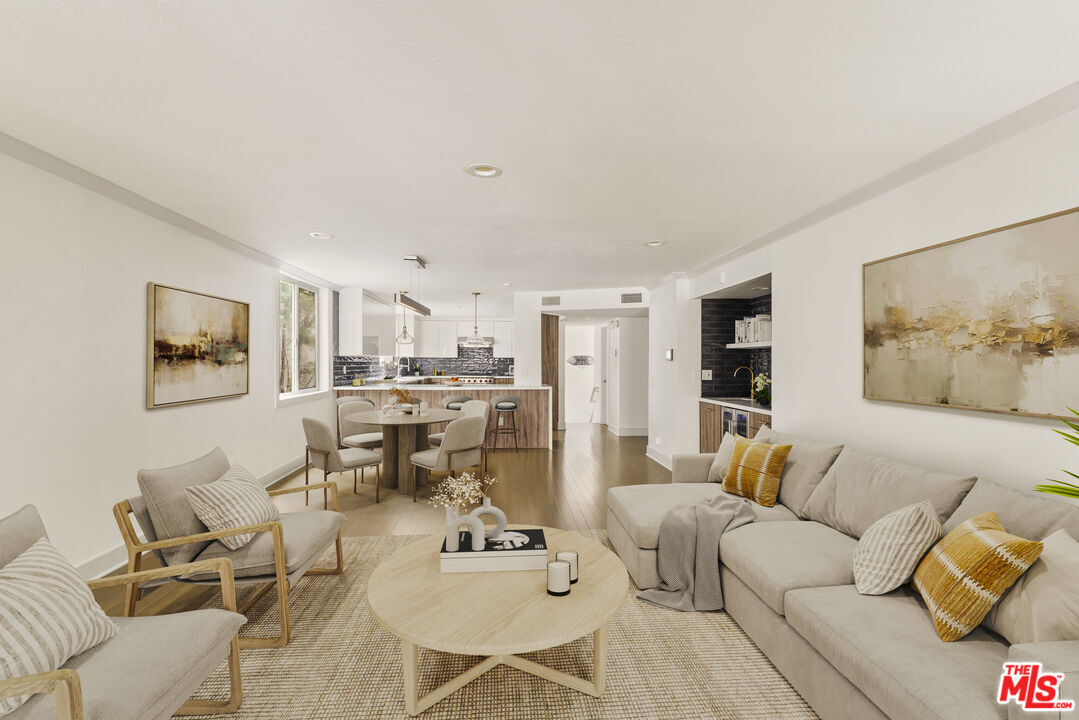 Foto principal - 1129 Larrabee St