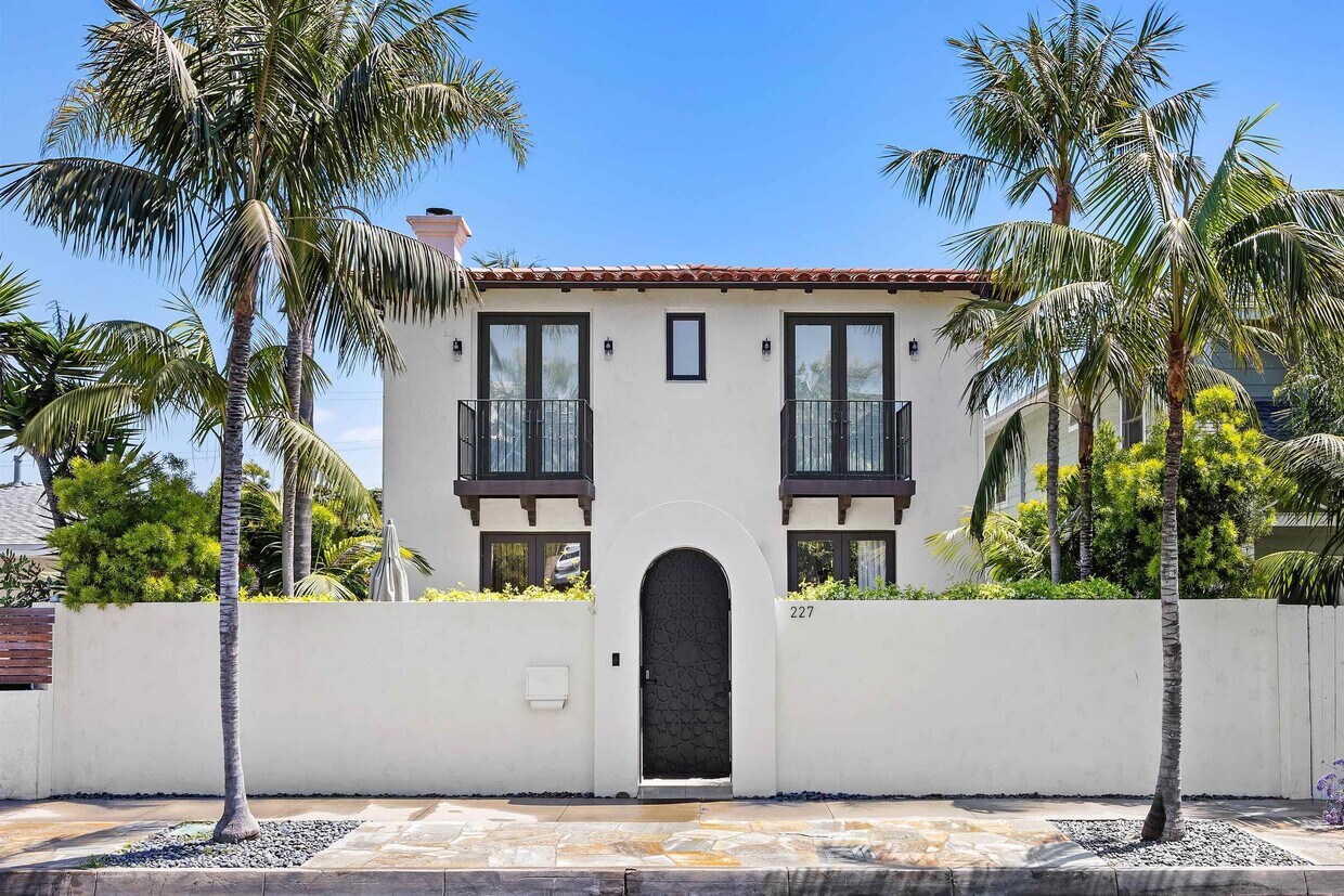 Foto principal - 227 Neptune Ave