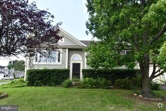 Building Photo - 3863 Beech Down Dr