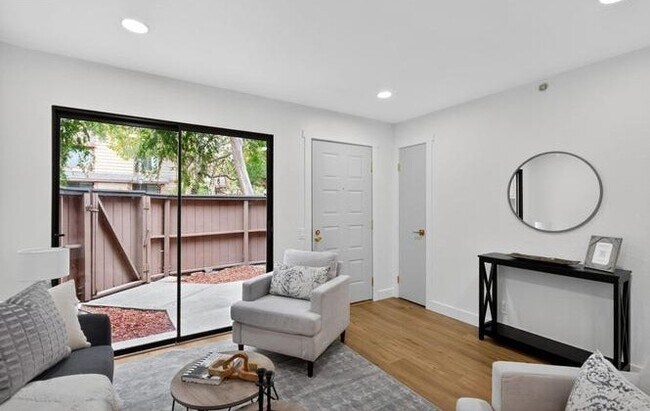 Foto del edificio - 199 E Warren Common