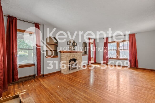 Building Photo - 1728 E McKnight Dr