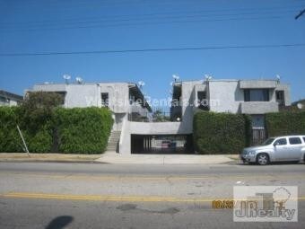 Primary Photo - 9313 National Blvd
