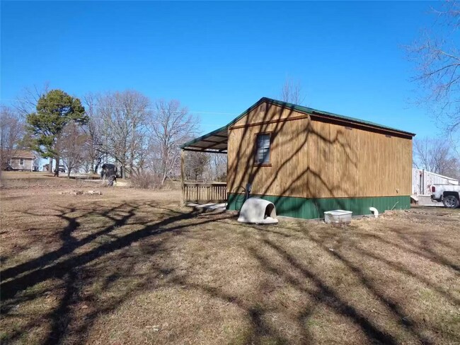 Building Photo - 20677 N Hwy 19