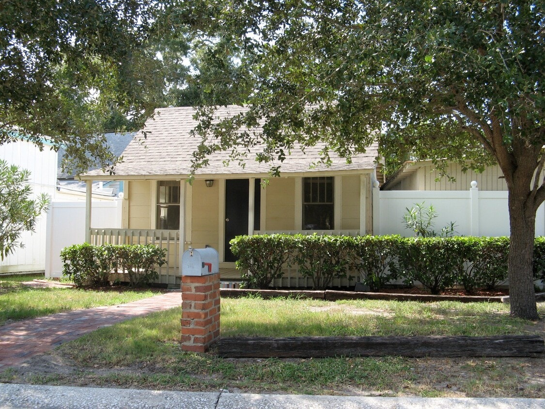 Photo - 714 Railroad Ave (Dunedin, FL)