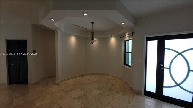 Building Photo - 21369 SW 92nd Ave