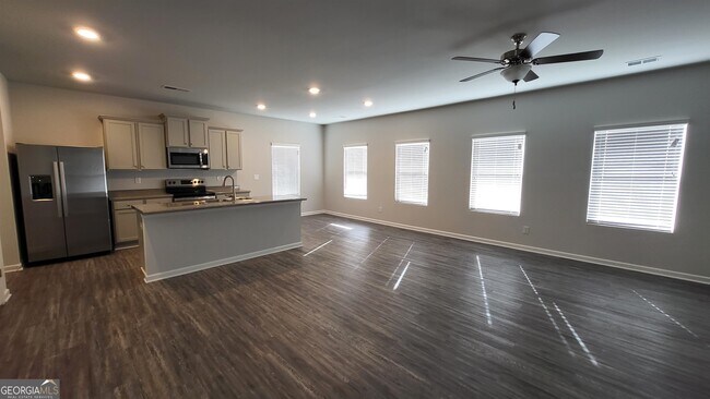 Building Photo - 2306 Jessica Way