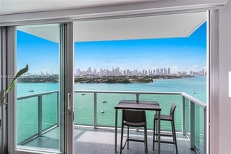 Building Photo - 1000 West Ave