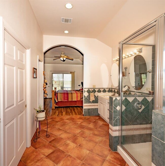 Foto del edificio - 10106 Schmidt Ln